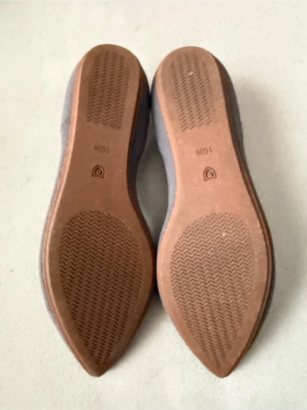 Rothys Gray Pointed Toe Knit Flats